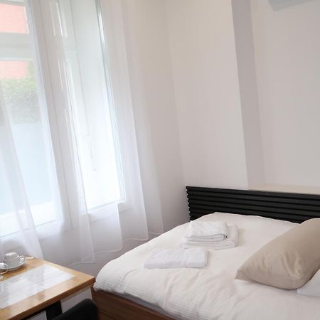 Toka Rooms - An Der Regiobahn Mettmann Extérieur photo