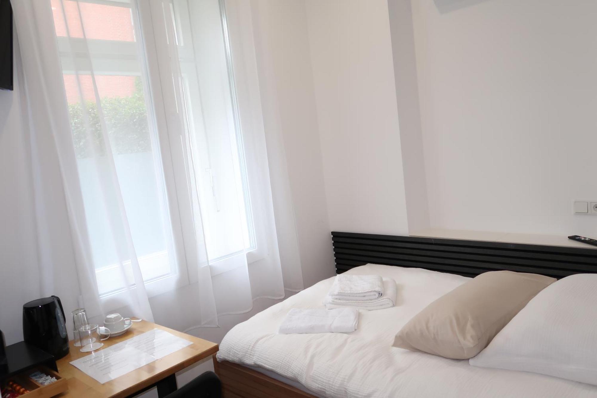 Toka Rooms - An Der Regiobahn Mettmann Extérieur photo